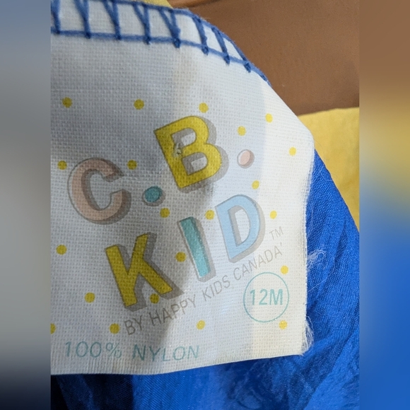 Vintage 80's infant Nylon tracksuit jacket. Size 12 months - Picture 2 of 6